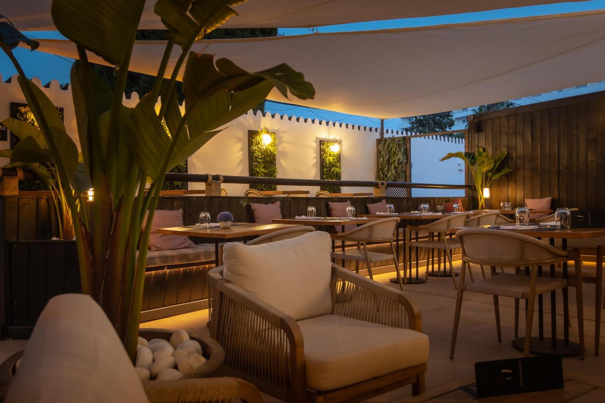 Hotel Zen Airport Torremolinos Exterior photo