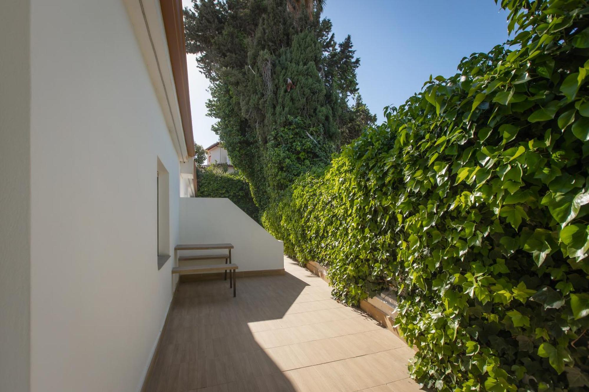 Hotel Zen Airport Torremolinos Exterior photo