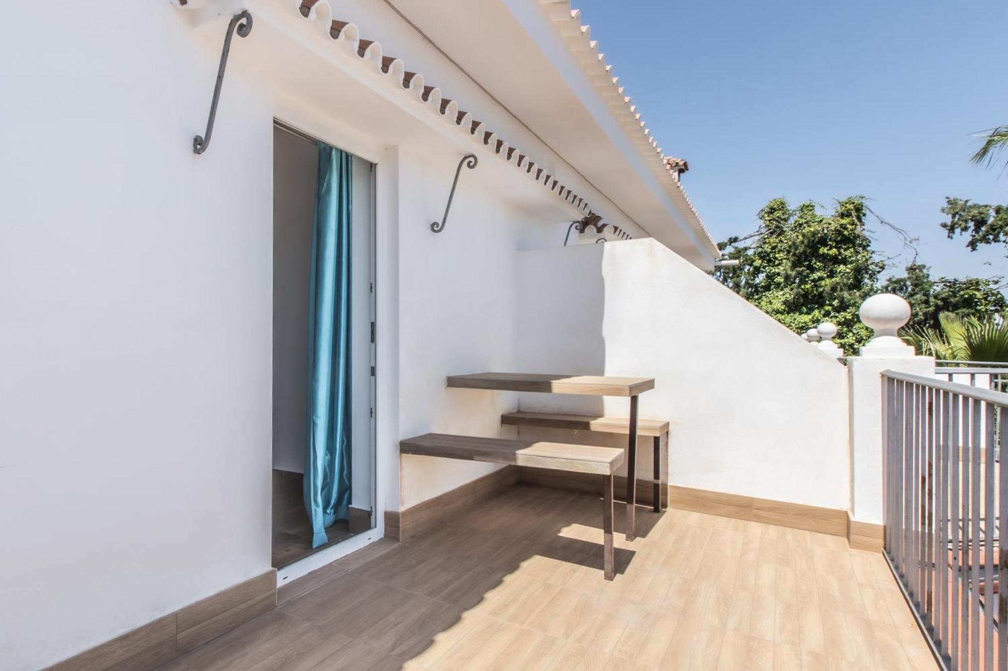 Hotel Zen Airport Torremolinos Exterior photo